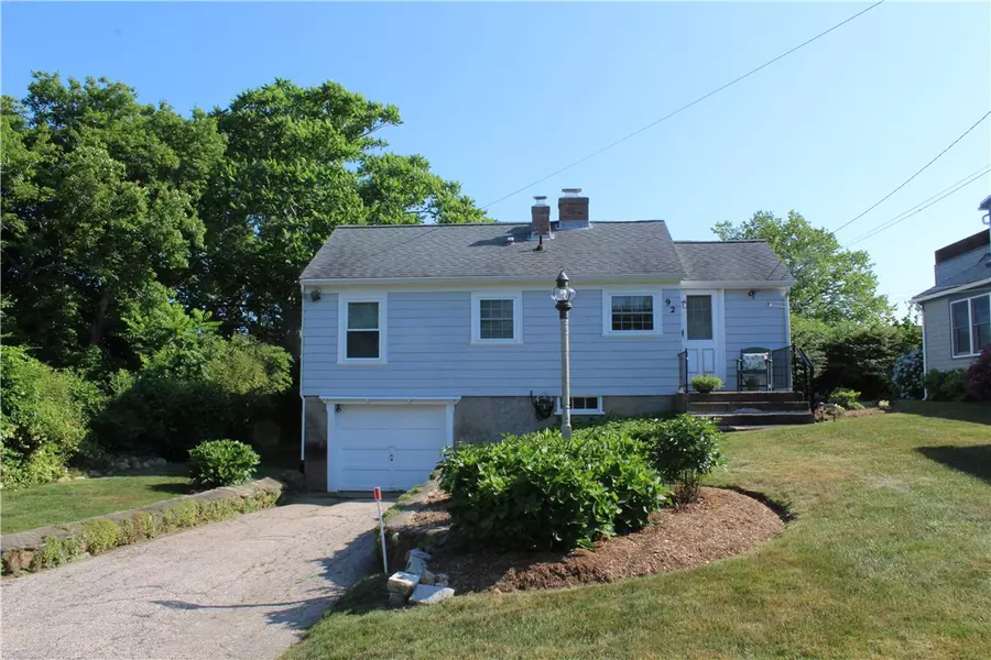 92 Houston AVE, Narragansett, RI 02882