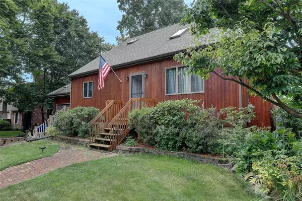 33 Stanley AVE, Barrington, RI 02806