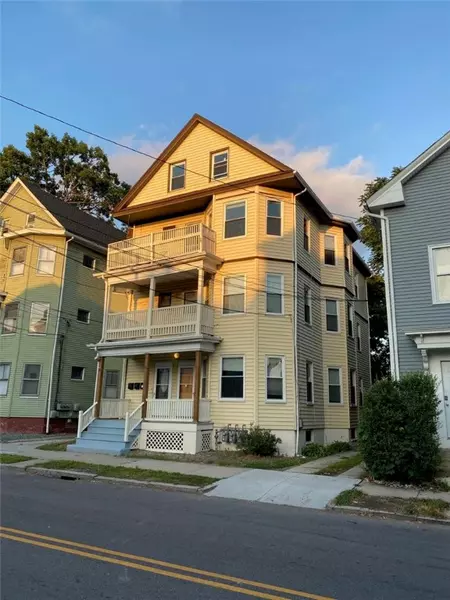 97 Oakland AVE, Providence, RI 02908