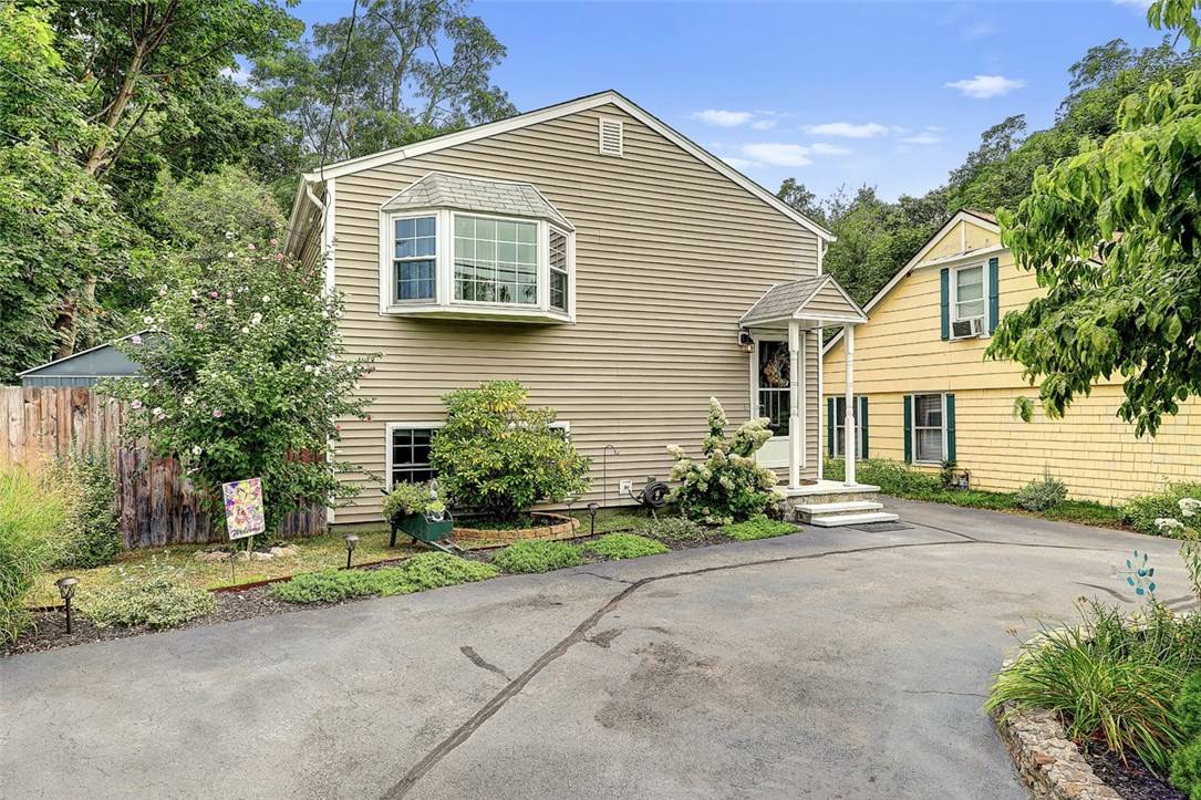 124 Abbott AVE, Warwick, RI 02886