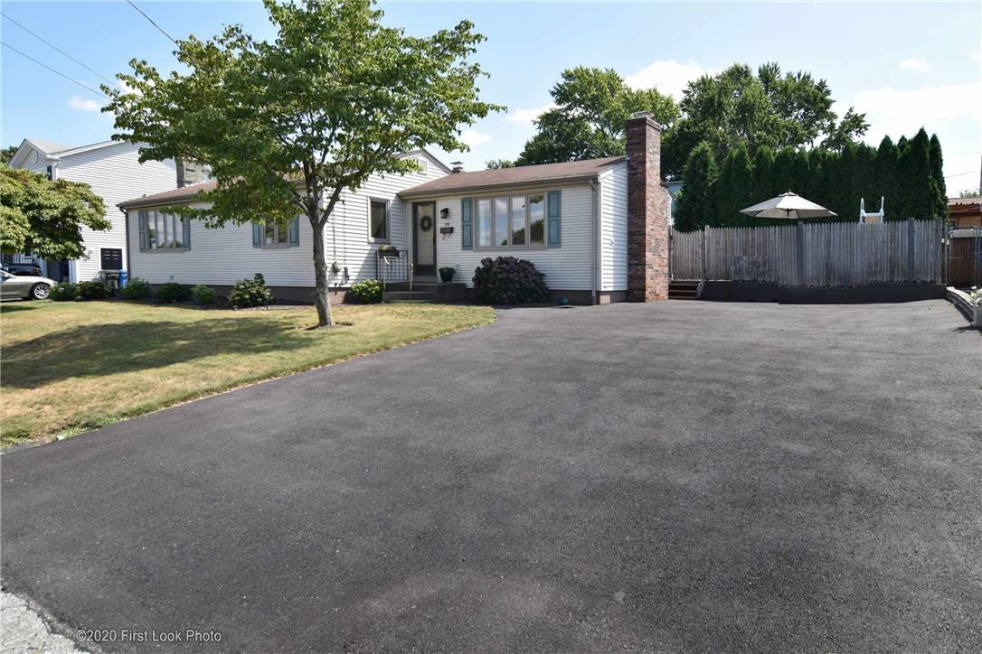 Cranston, RI 02920,136 North View AVE