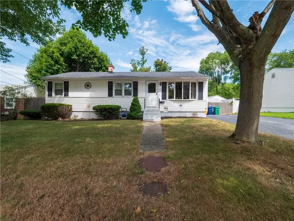 71 Atlantic AVE, Warwick, RI 02888