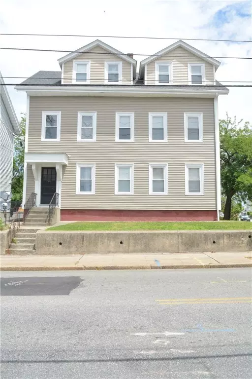 56 Columbus AVE, Pawtucket, RI 02860