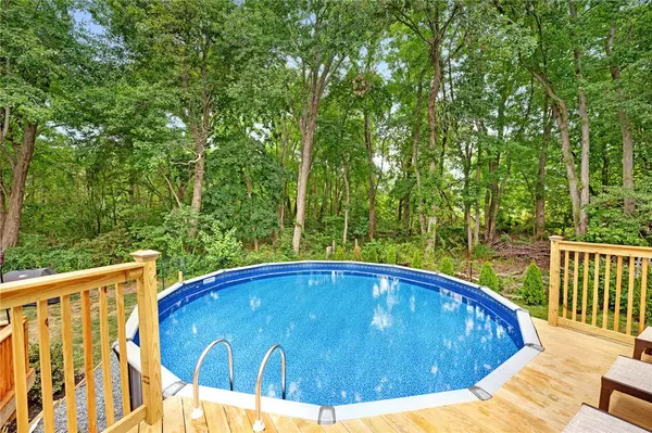 Warren, RI 02885,172 Franklin ST