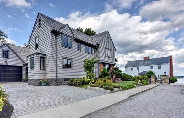 Cranston, RI 02905,10 Bayamo LN