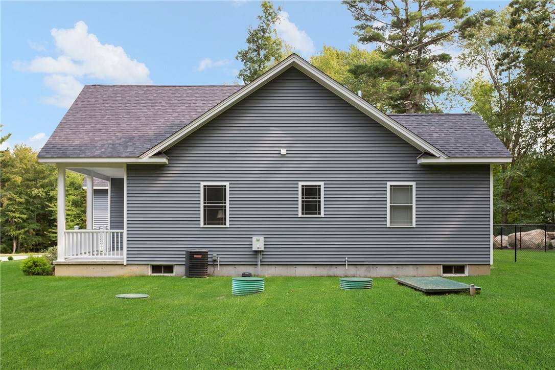Glocester, RI 02814,40 Lloyd Bowen CT
