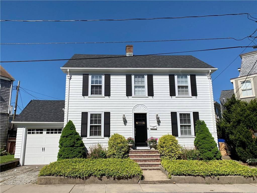 9 Brinley ST, Newport, RI 02840
