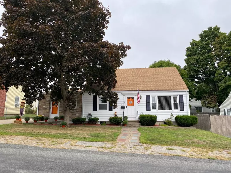 66 HIGHLAND AVE, Cumberland, RI 02864