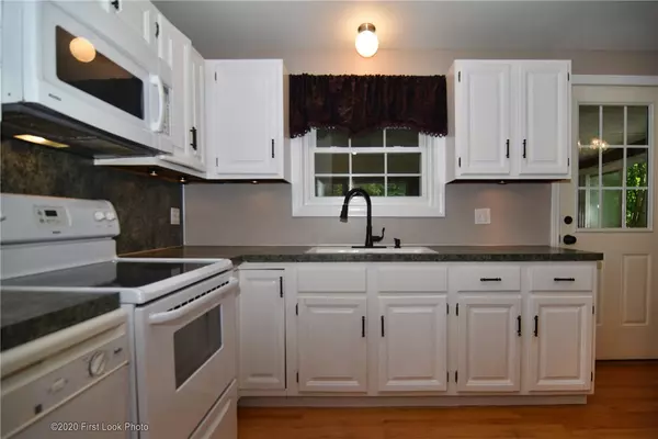 Scituate, RI 02825,12 Stephen Hopkins RD