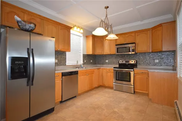 East Providence, RI 02915,1 Curtis Lane LN