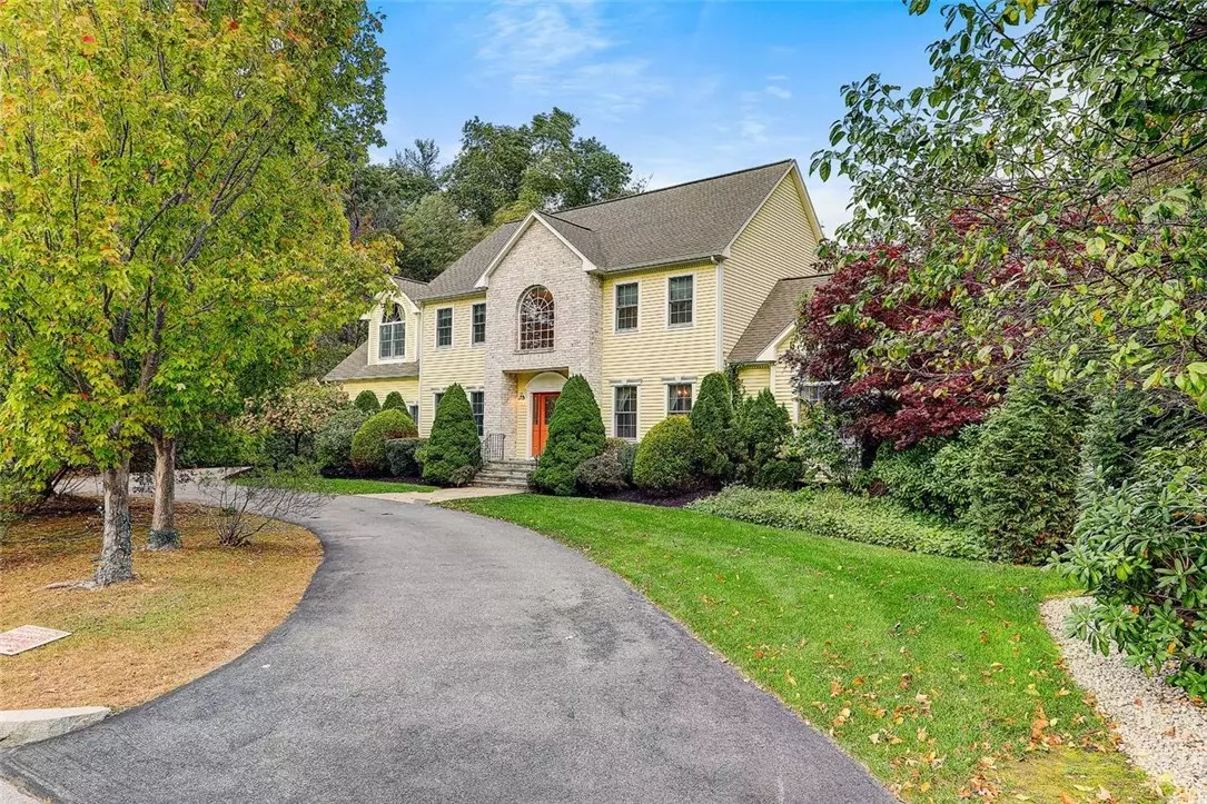 Lincoln, RI 02865,6 Morgan CT