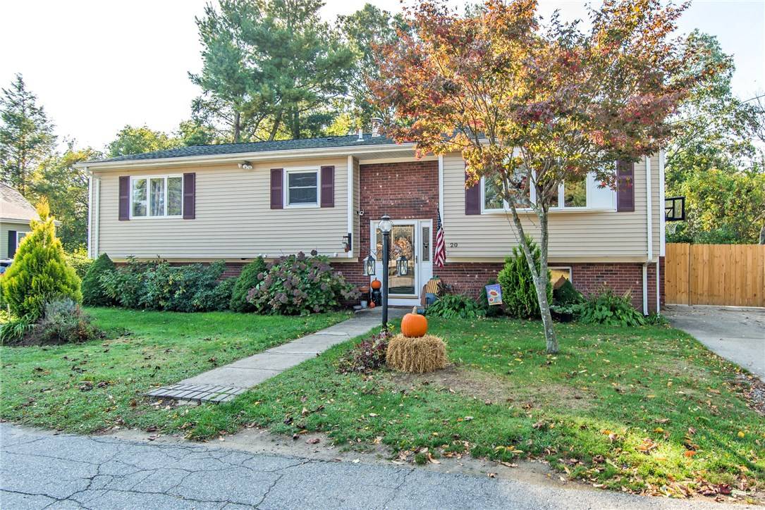Warwick, RI 02888,20 Gardiner ST