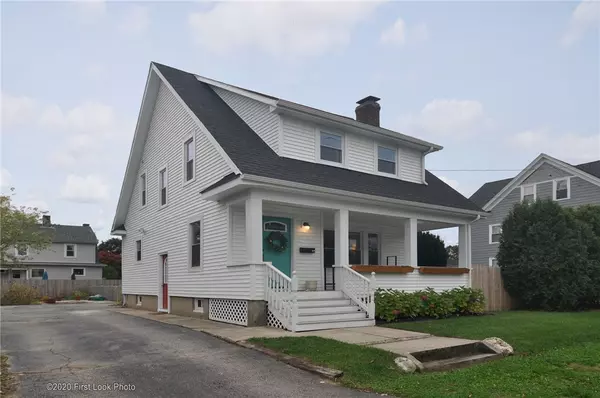 Cranston, RI 02910,40 Oakland AVE