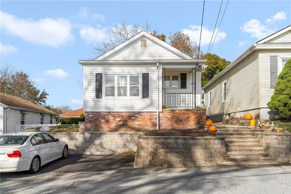 30 Packard AVE, North Providence, RI 02911