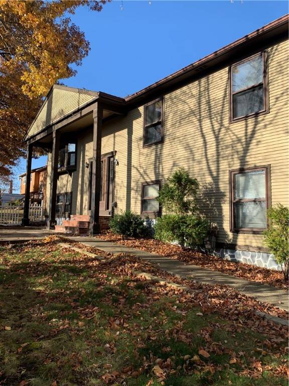 Cranston, RI 02920,2 Garden Hills CT