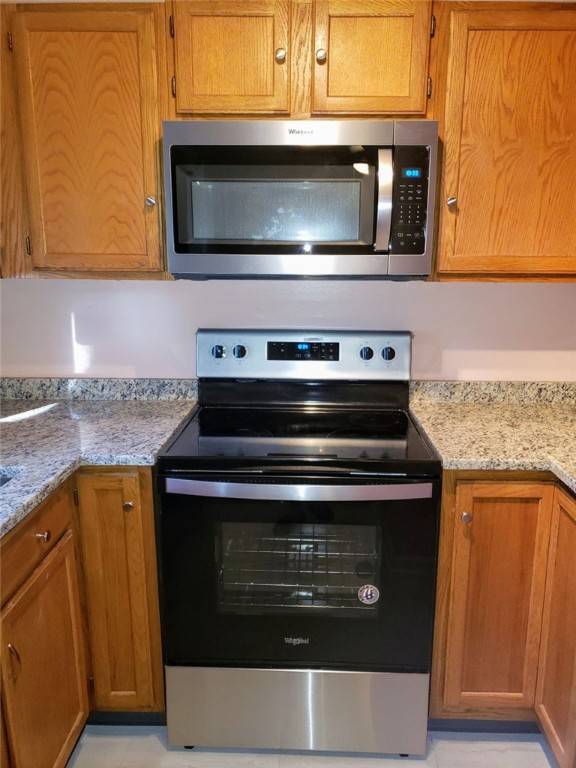 Coventry, RI 02816,13 Mashie CIR