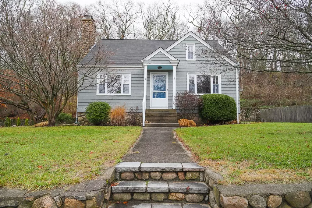 Westerly, RI 02891,58 Narragansett AVE