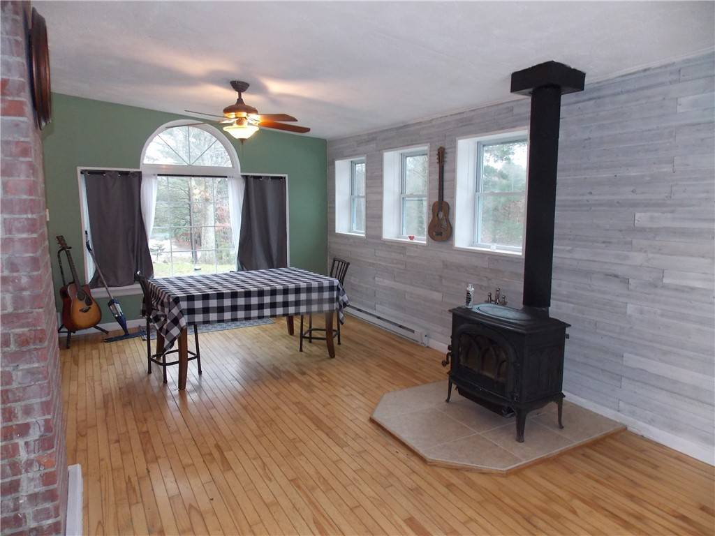 Glocester, RI 02857,179 SANDY BROOK RD