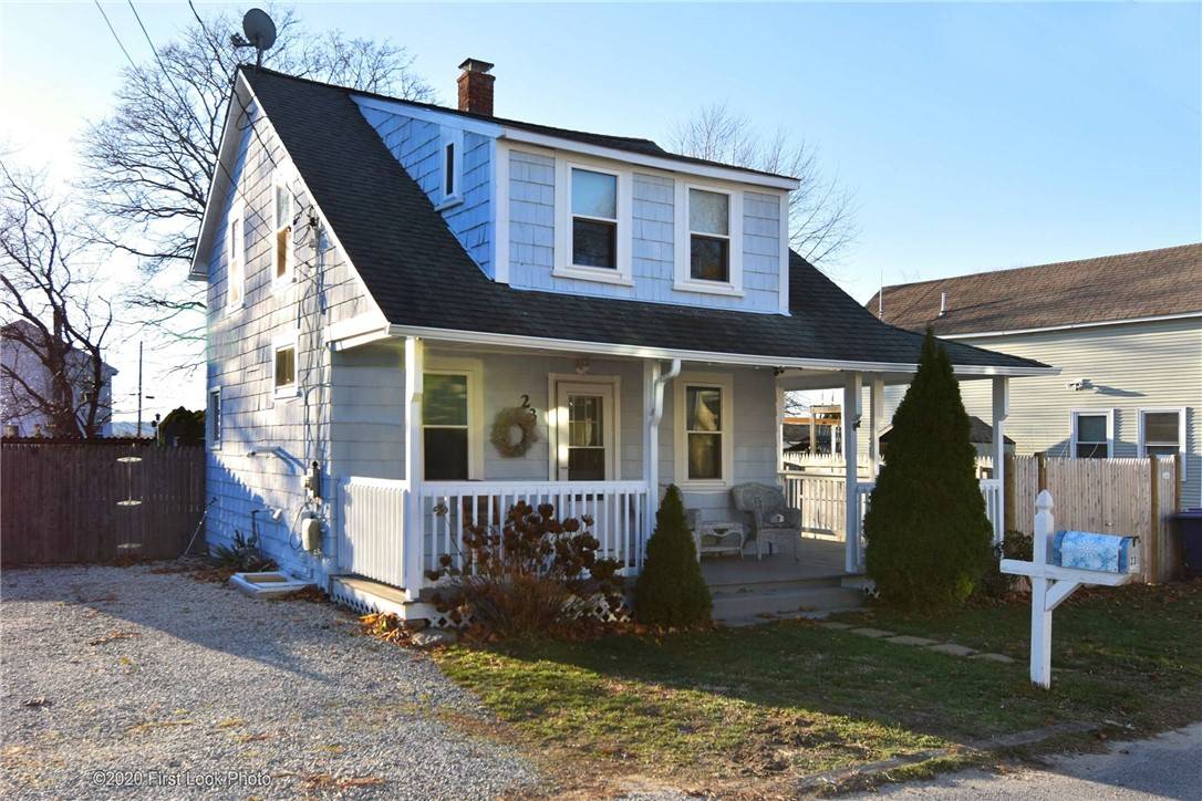 Warwick, RI 02889,23 Hewett ST