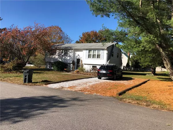 30 Steamboat ST, Jamestown, RI 02835