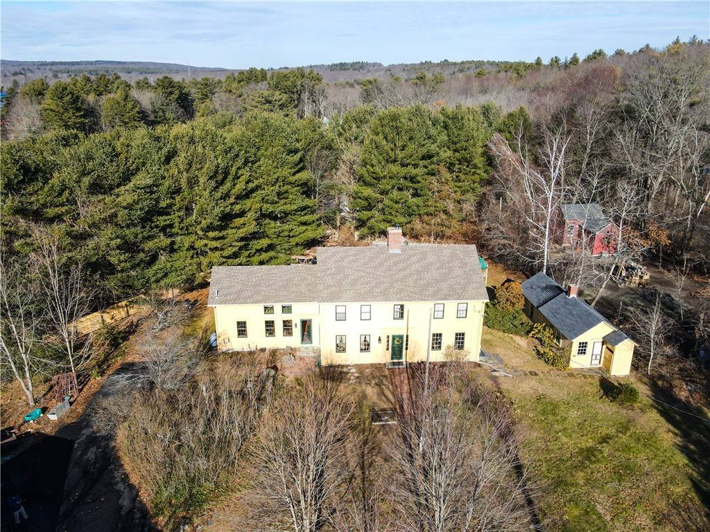 Smithfield, RI 02917,310 Pleasant View AVE