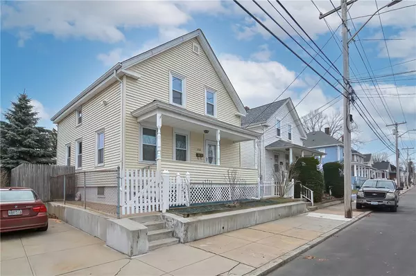 252 Northup ST, Cranston, RI 02905