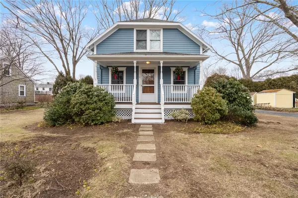 11 Prospect ST, Barrington, RI 02806