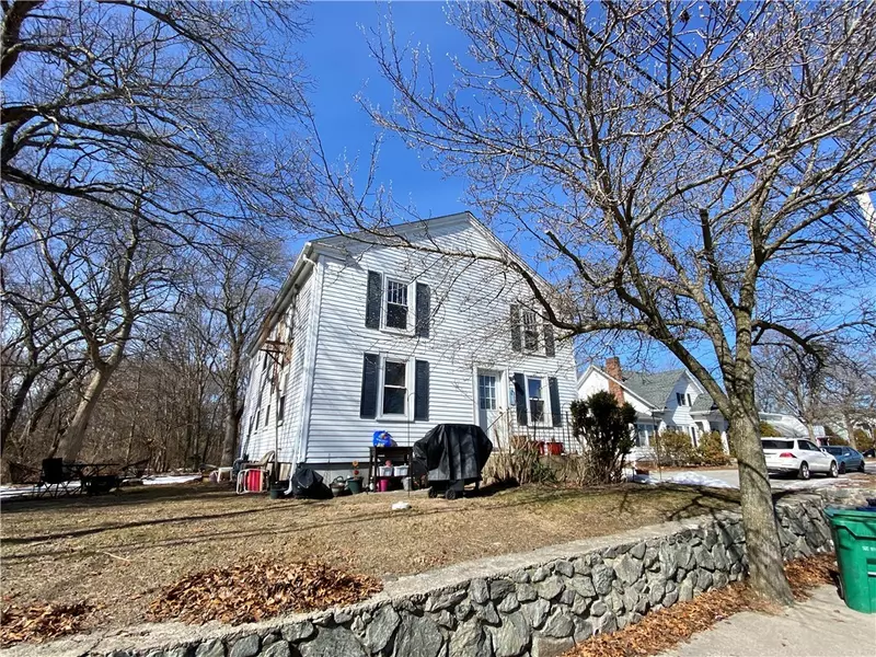 2923 POST RD, Warwick, RI 02886