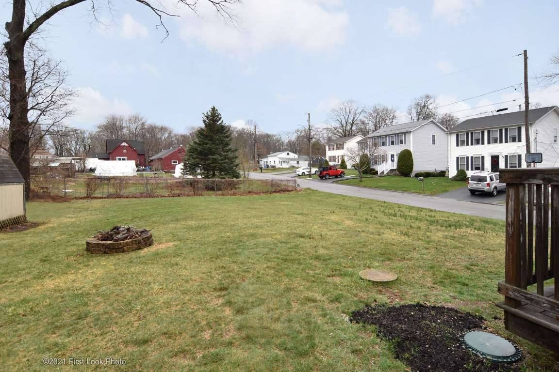 Cumberland, RI 02864,10 Rhode Island AVE