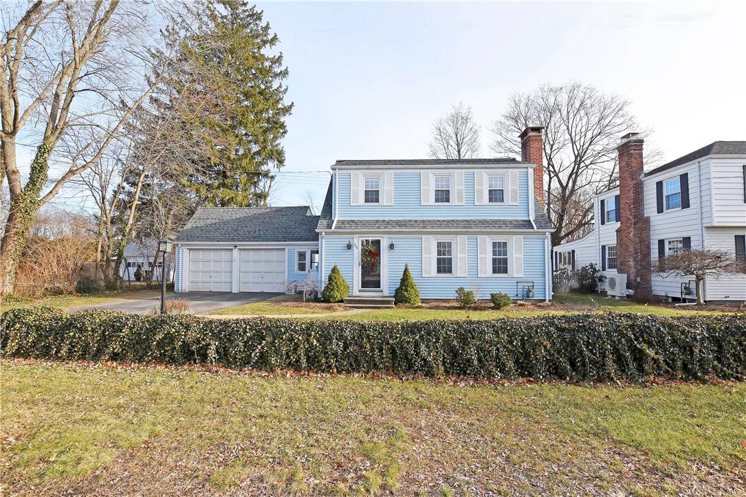 145 Don AVE, East Providence, RI 02916