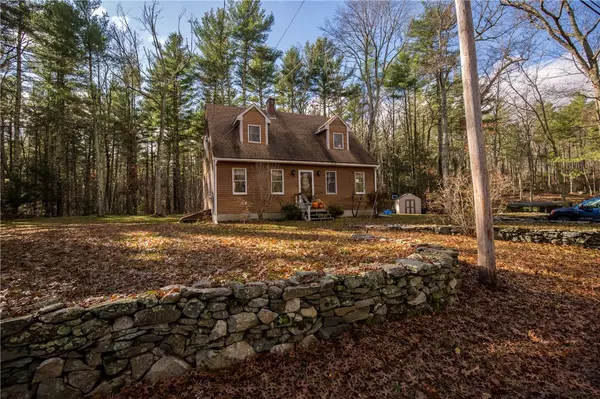 Glocester, RI 02814,3 Floral WAY