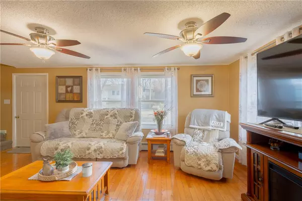 Westerly, RI 02891,6 Maybrey DR