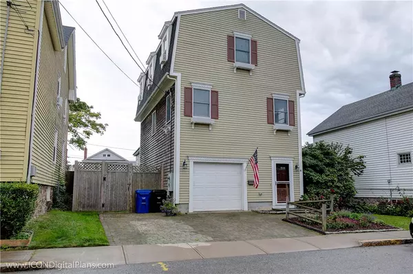 4 Lucas AVE, Newport, RI 02840