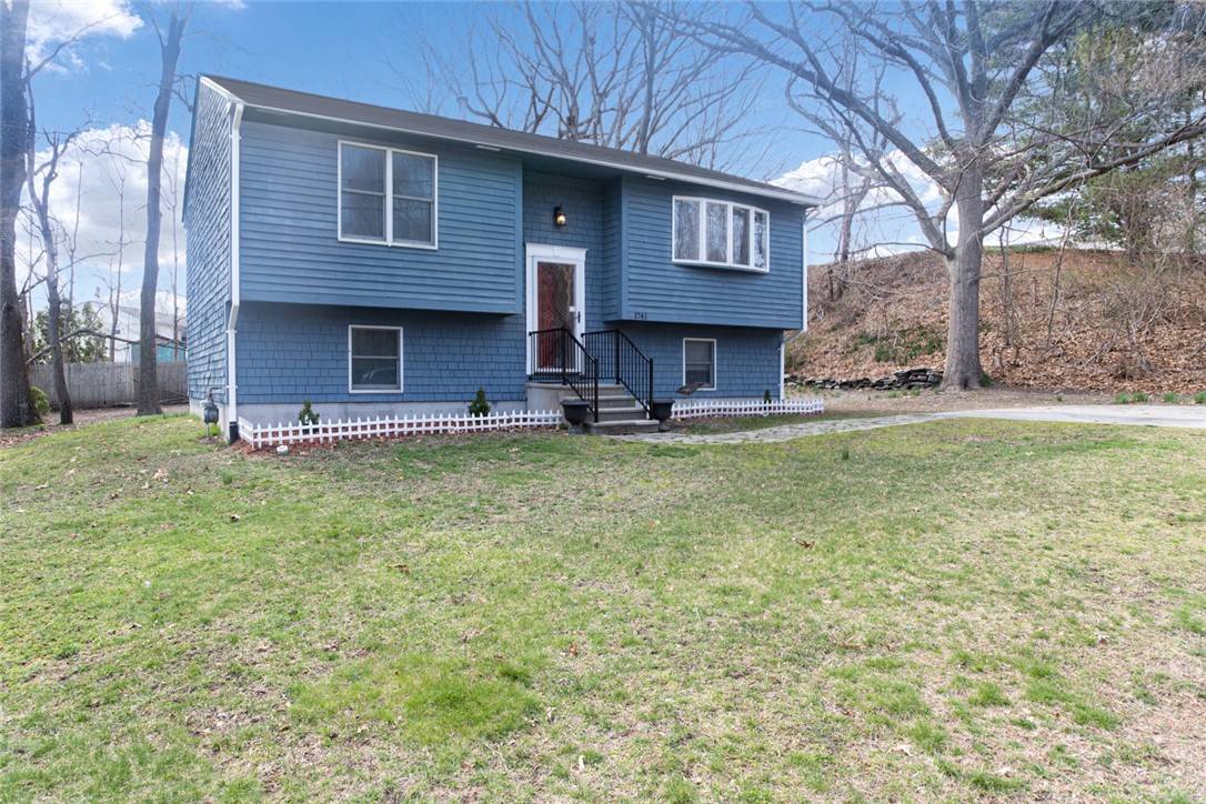 1741 Pontiac Ave AVE, Cranston, RI 02920