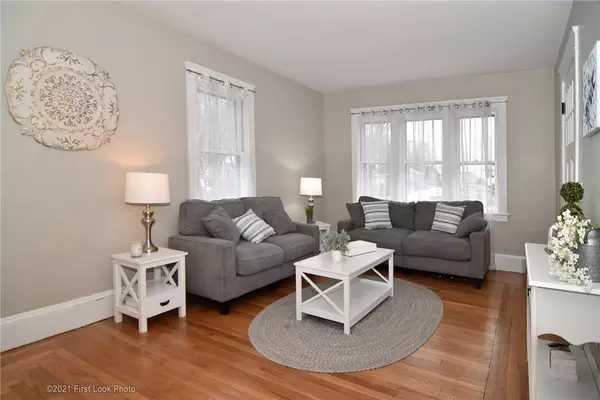 Cranston, RI 02910,41 Ash AVE