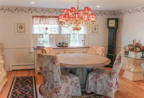 Warren, RI 02885,5 Denver AVE