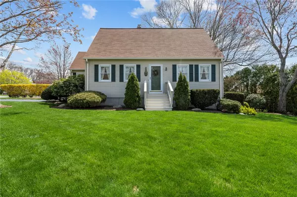 22 Fern DR, Warren, RI 02885