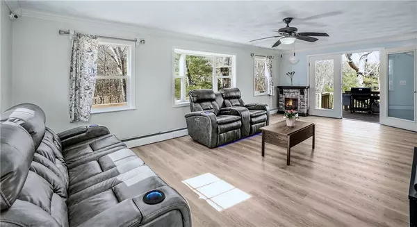 Scituate, RI 02831,41 Hope Furnace RD