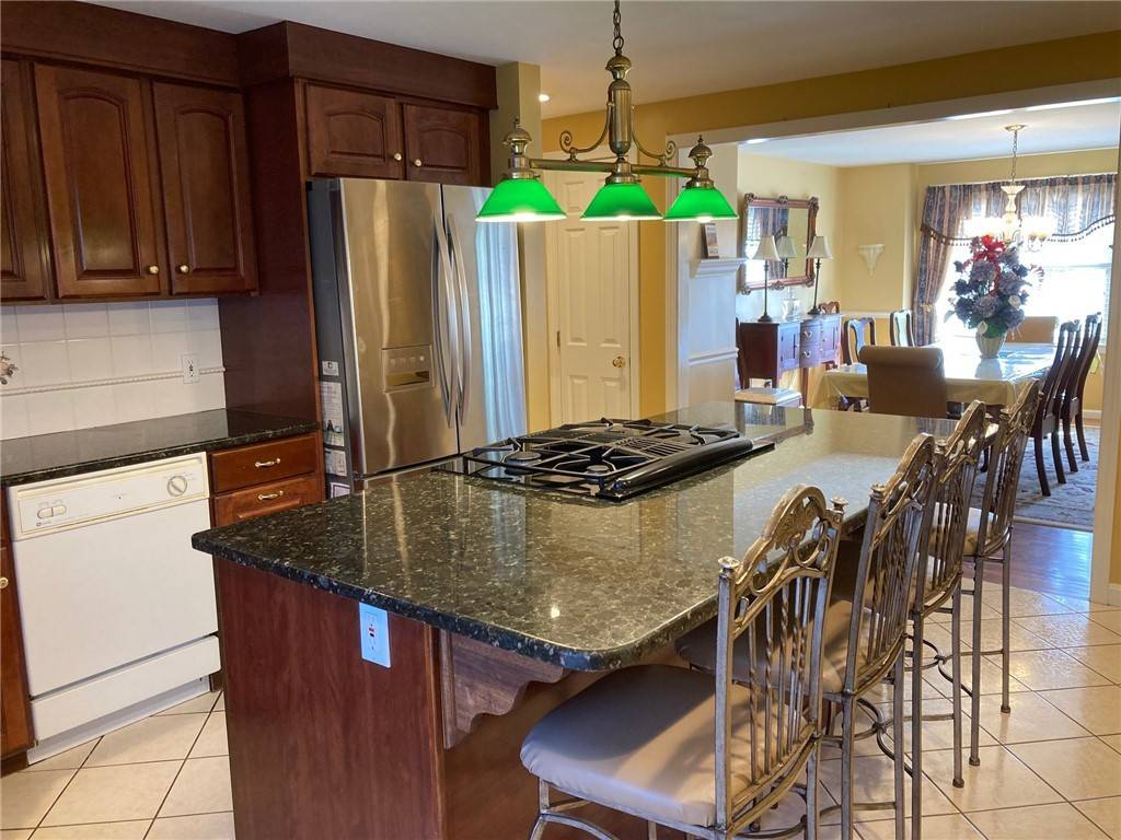 Rehoboth, MA 02769,172 Brook ST