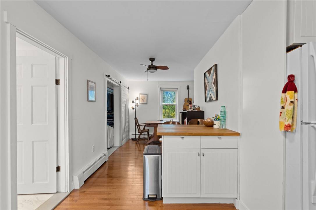 South Kingstown, RI 02879,72 River ST