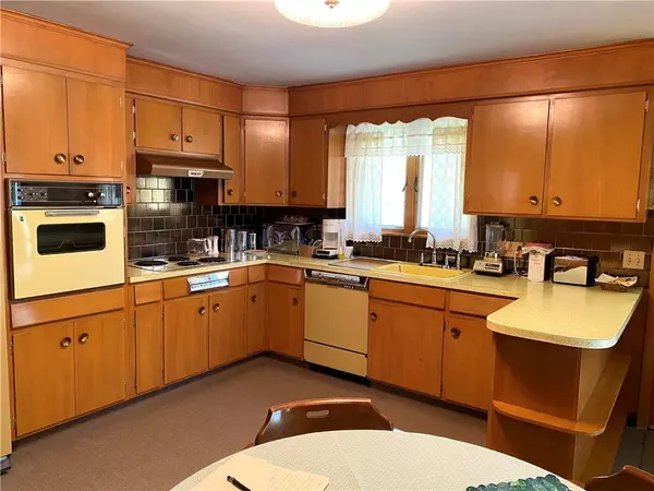 North Smithfield, RI 02896,620 Providence PIKE