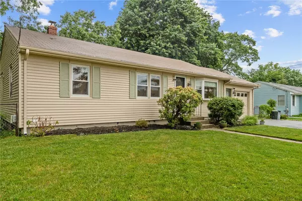 East Greenwich, RI 02818,105 Eugene ST