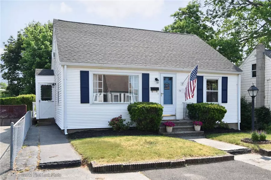 75 Revere ST, Pawtucket, RI 02861