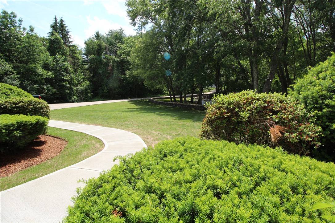 Cumberland, RI 02864,109 Scott RD