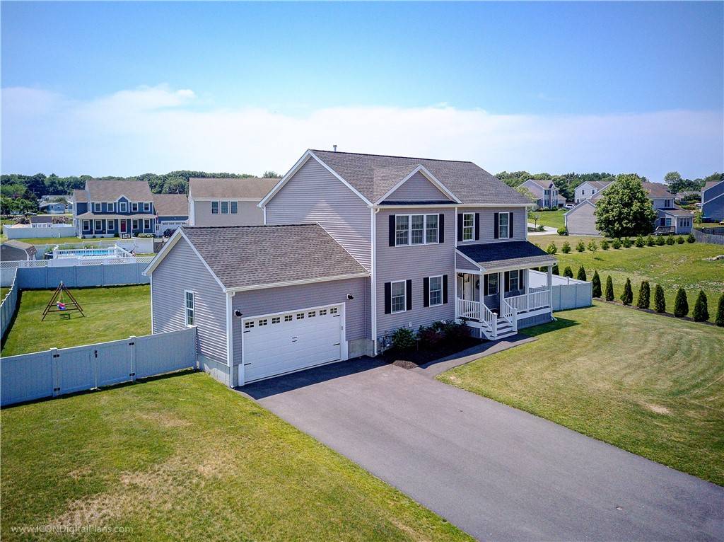 37 Sloop DR, Portsmouth, RI 02871