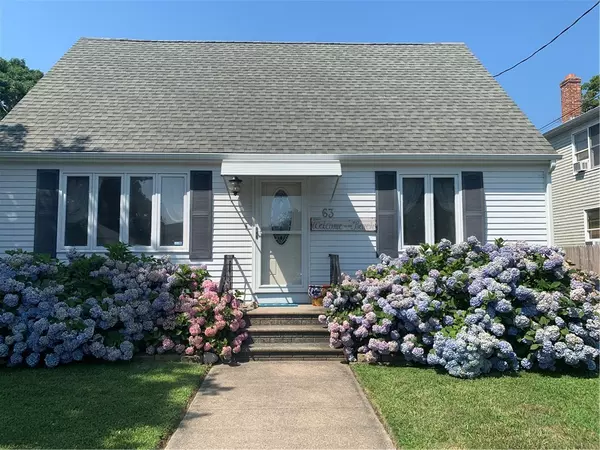 63 Knowlesway, Narragansett, RI 02882