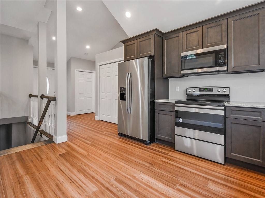 Burrillville, RI 02830,236 Pulaski RD