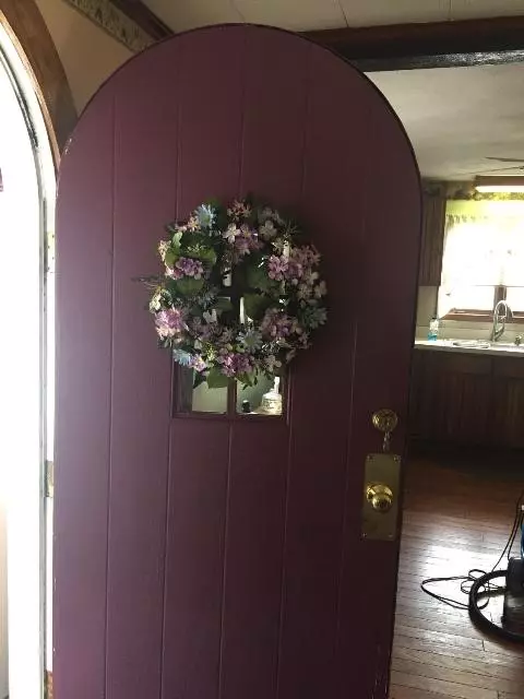 North Smithfield, RI 02896,71 Crest RD