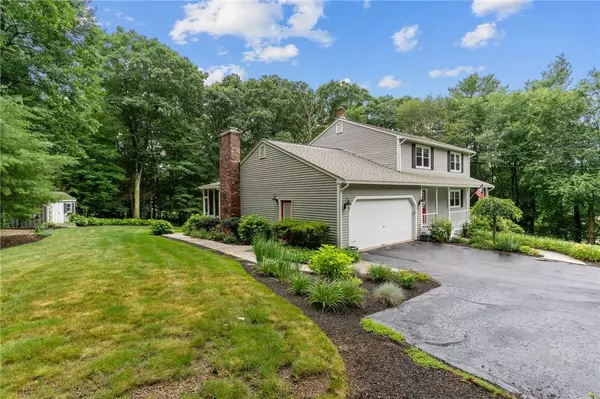 North Smithfield, RI 02896,235 Old Oxford RD