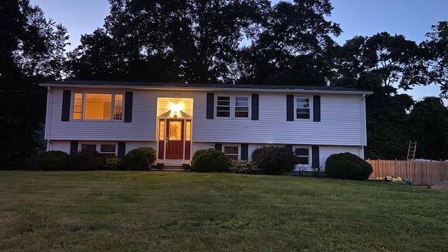 Cumberland, RI 02864,42 CIRCLEDALE DR